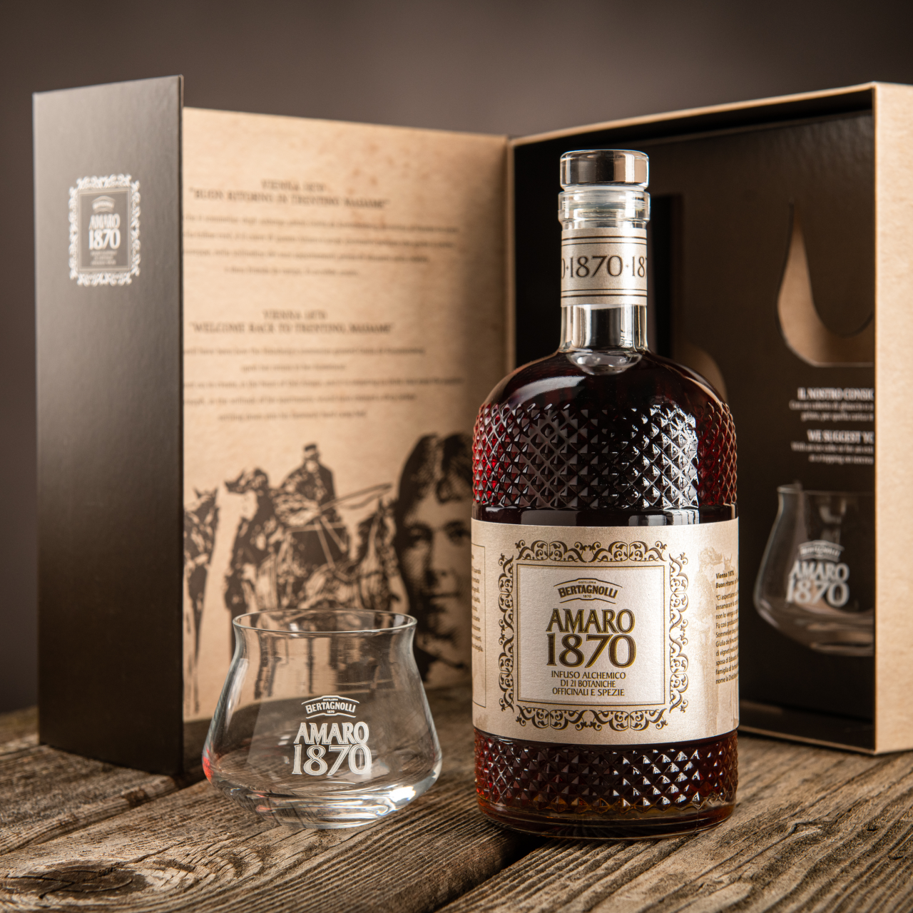 Amaro1870 Woody Box with 2 Glasses
